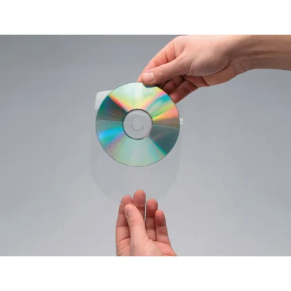 Funda Autoadhesiva para CD Q-Connect con Solapa Pack de 10 Unidades